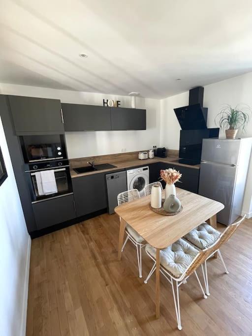 Appartement Calme Et Cosy Proche Centre Vue Chateau Vitré Zewnętrze zdjęcie